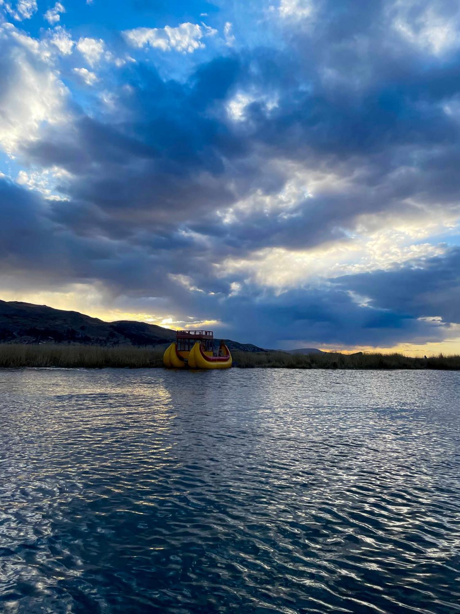 Vip Flotante Villa Puno Bagian luar foto